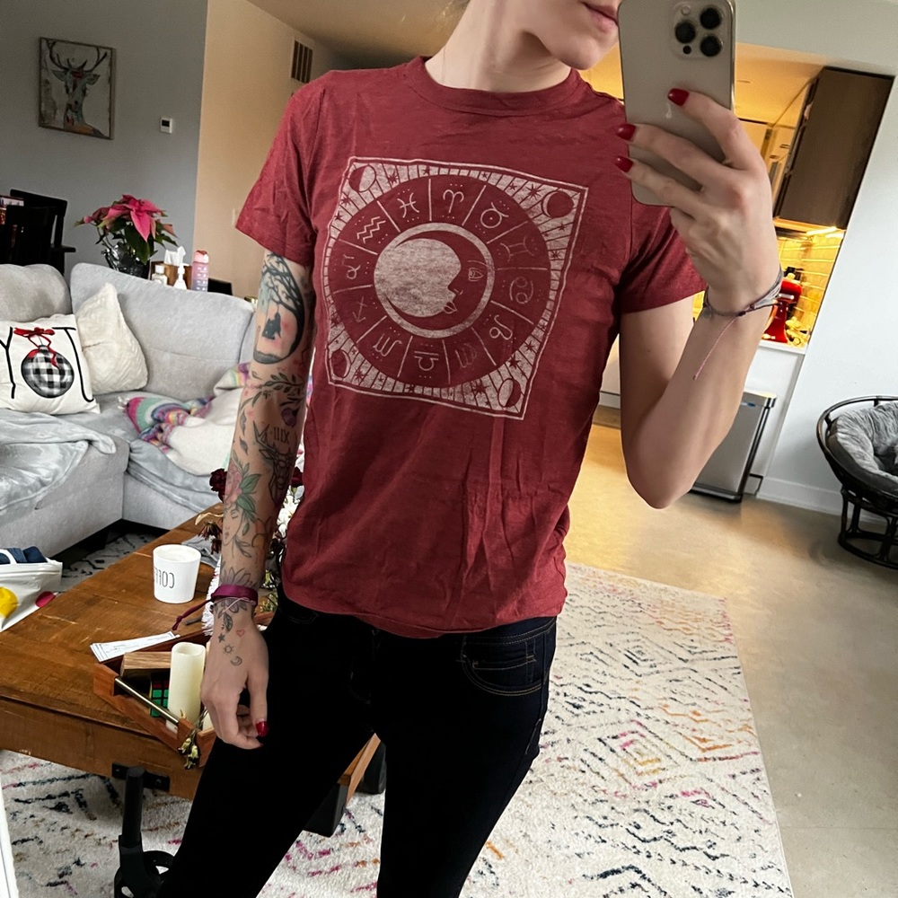 Zodiac signs T-shirts